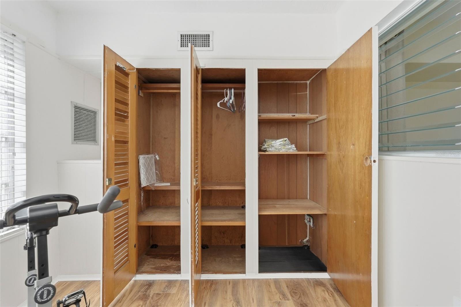 5664 40TH TER N #430, KENNETH CITY, FL, 33709