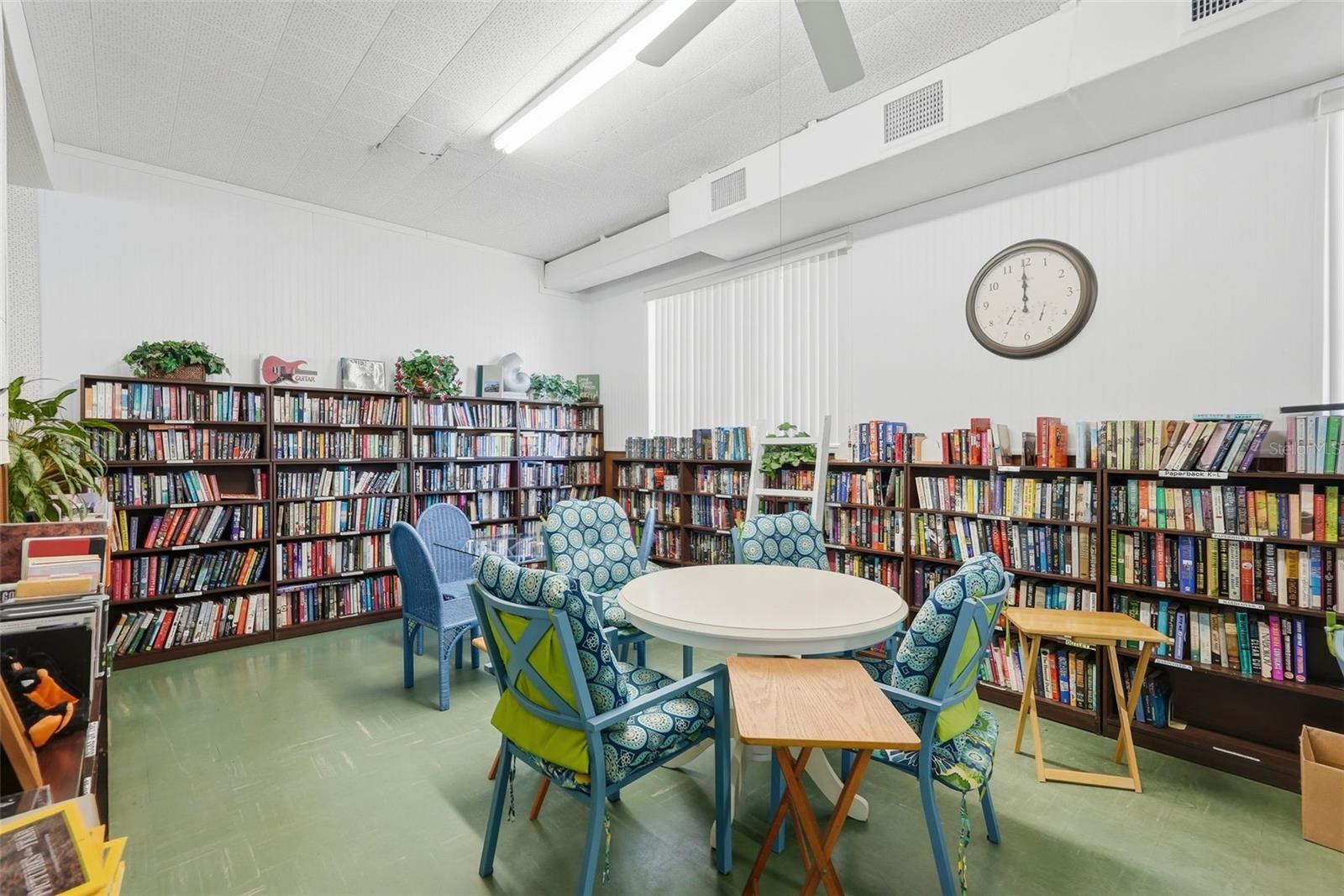 5664 40TH TER N #430, KENNETH CITY, FL, 33709