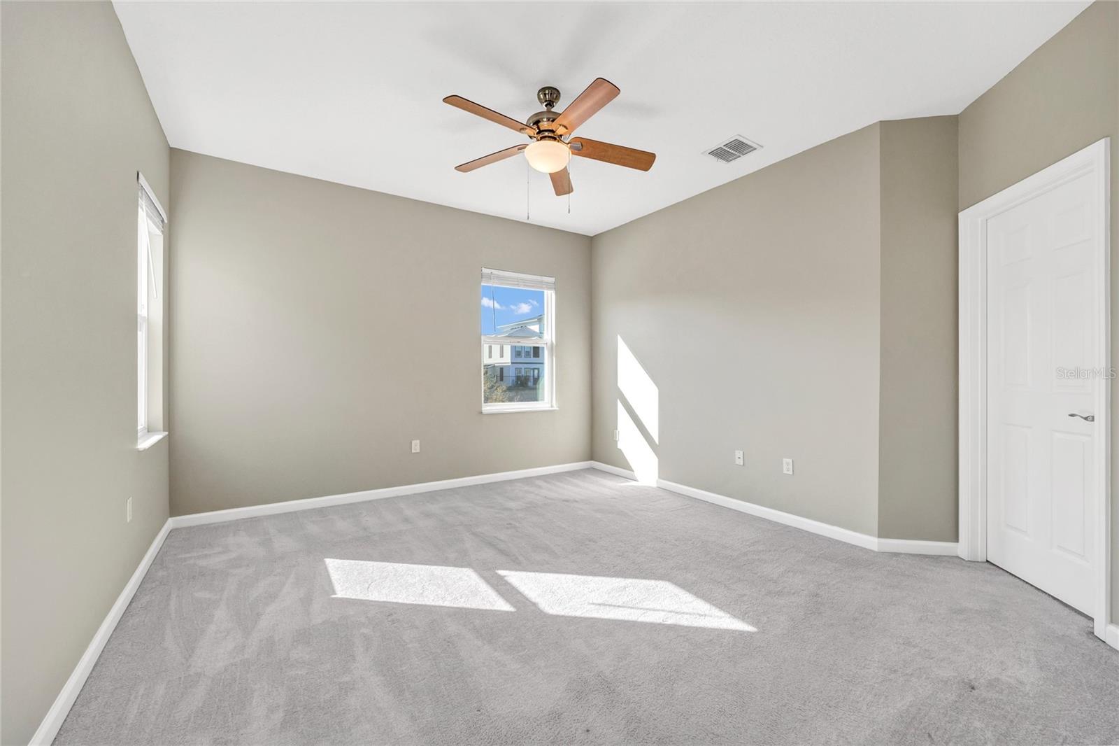 258 BELLA PRESTWICK BLVD, DAVENPORT, FL, 33837