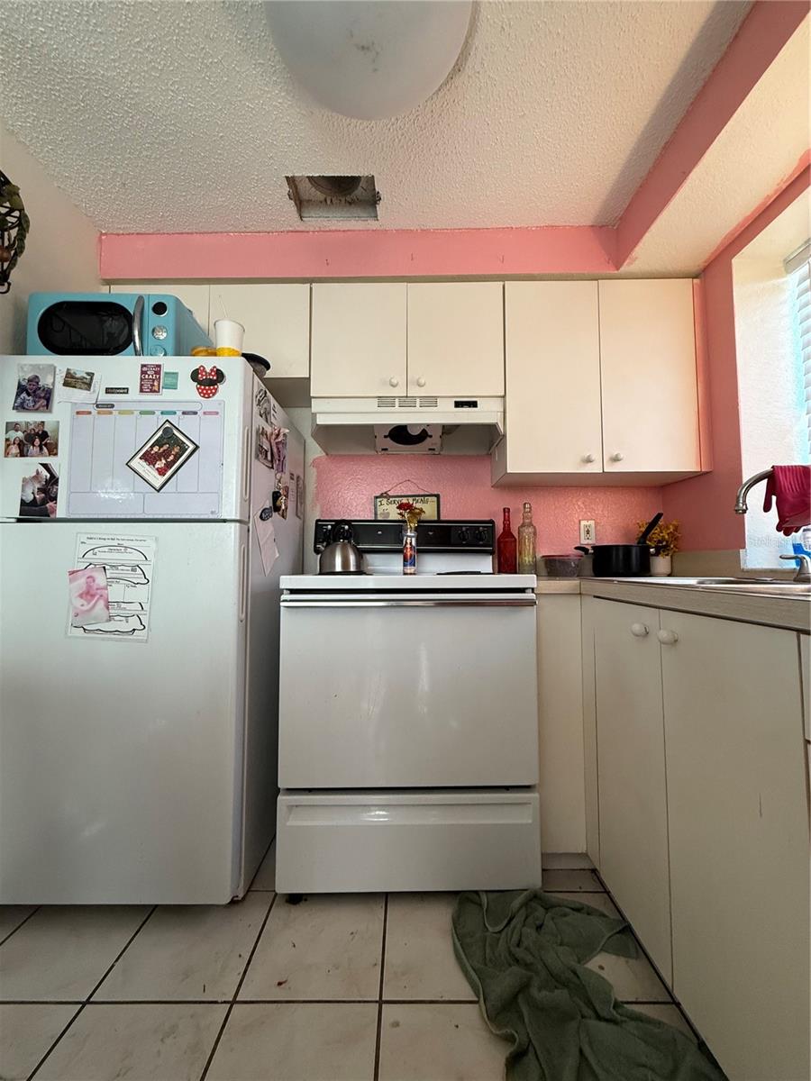 6100 MAIN ST #A, NEW PORT RICHEY, FL, 34653