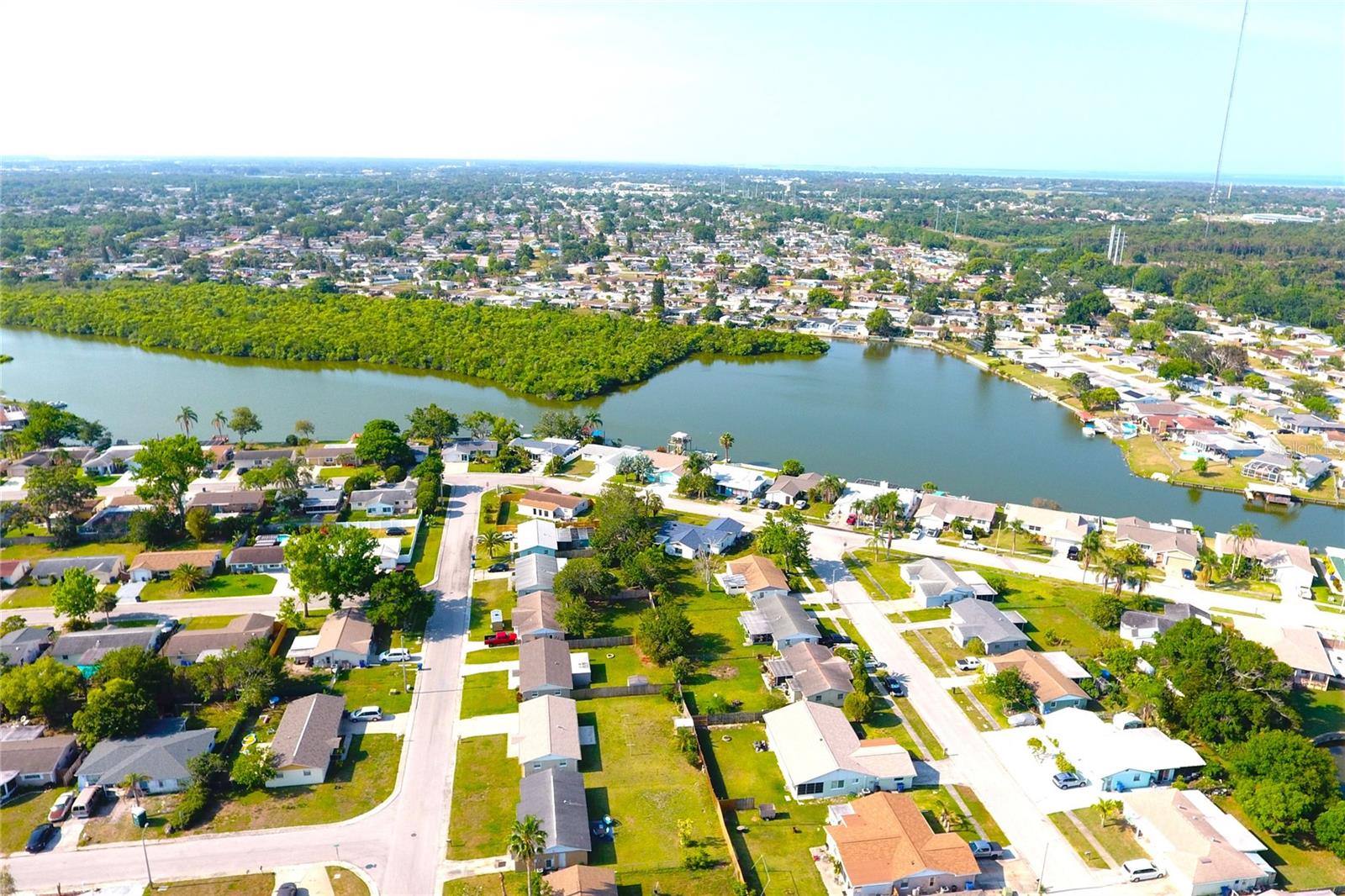 2211 HARRISON DR, HOLIDAY, FL, 34691