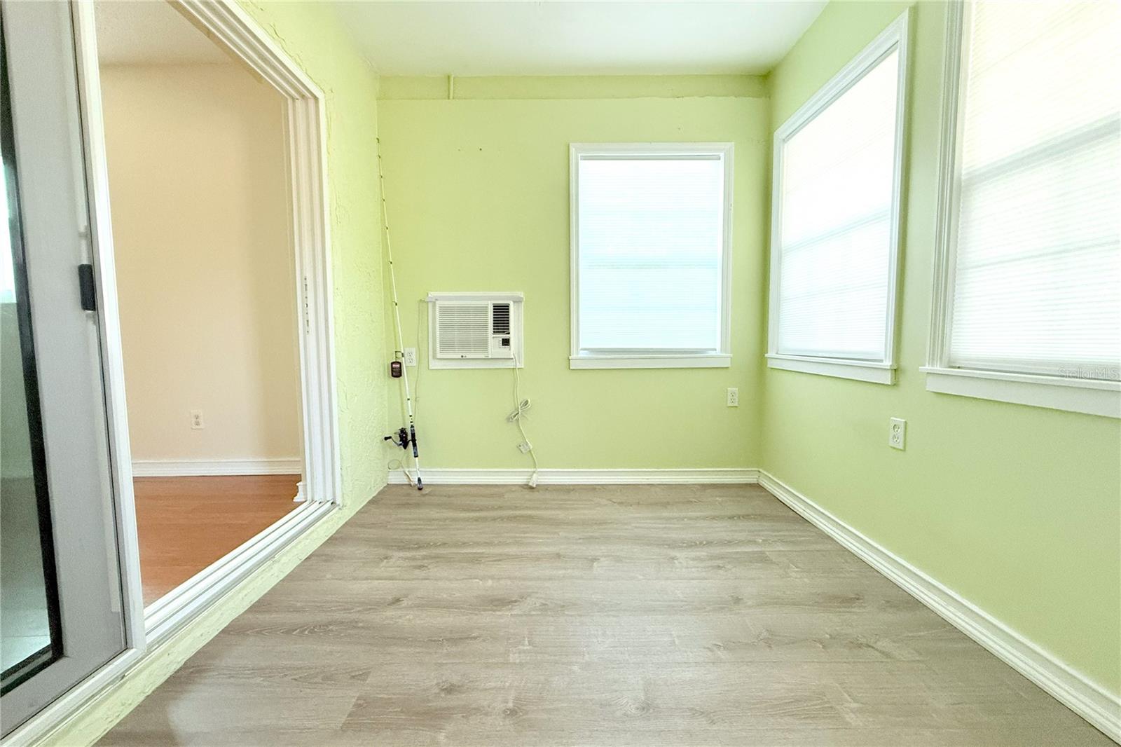 2211 HARRISON DR, HOLIDAY, FL, 34691