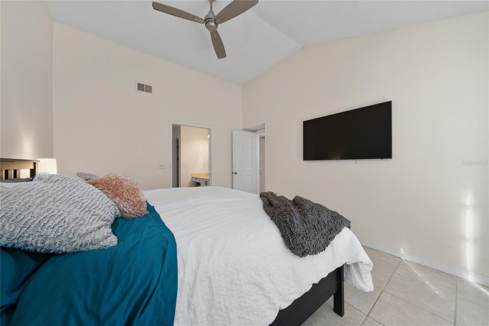 2836 WAYMEYER DR, ORLANDO, FL, 32812