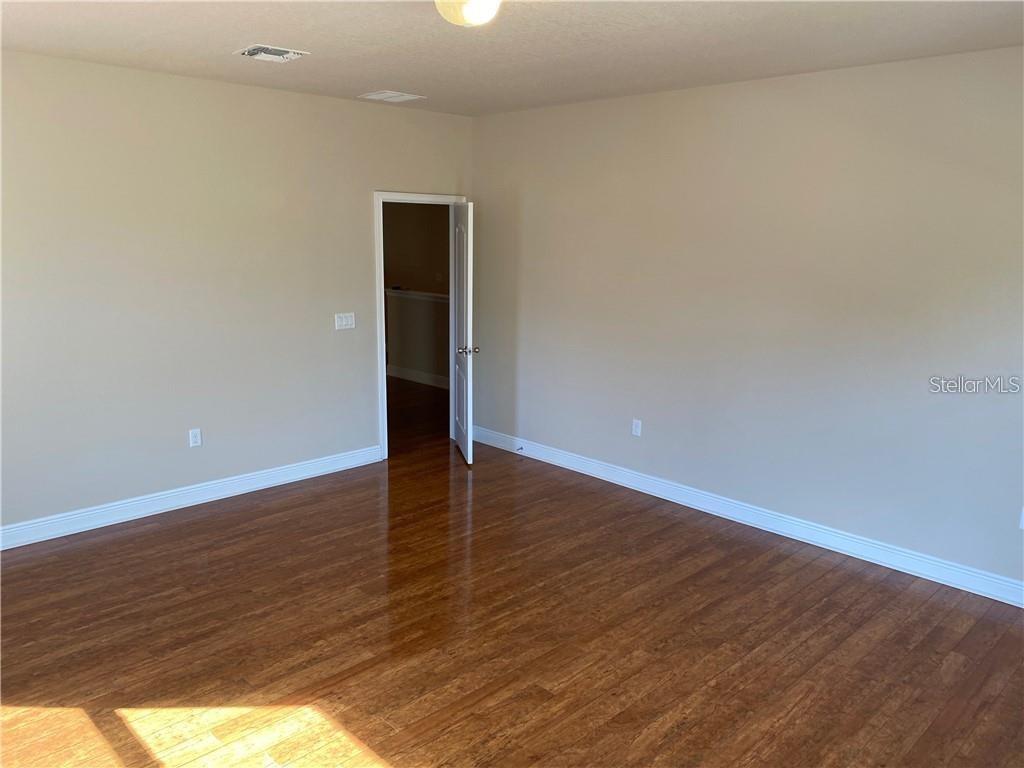 11333 QUIET FOREST DR, TAMPA, FL, 33635