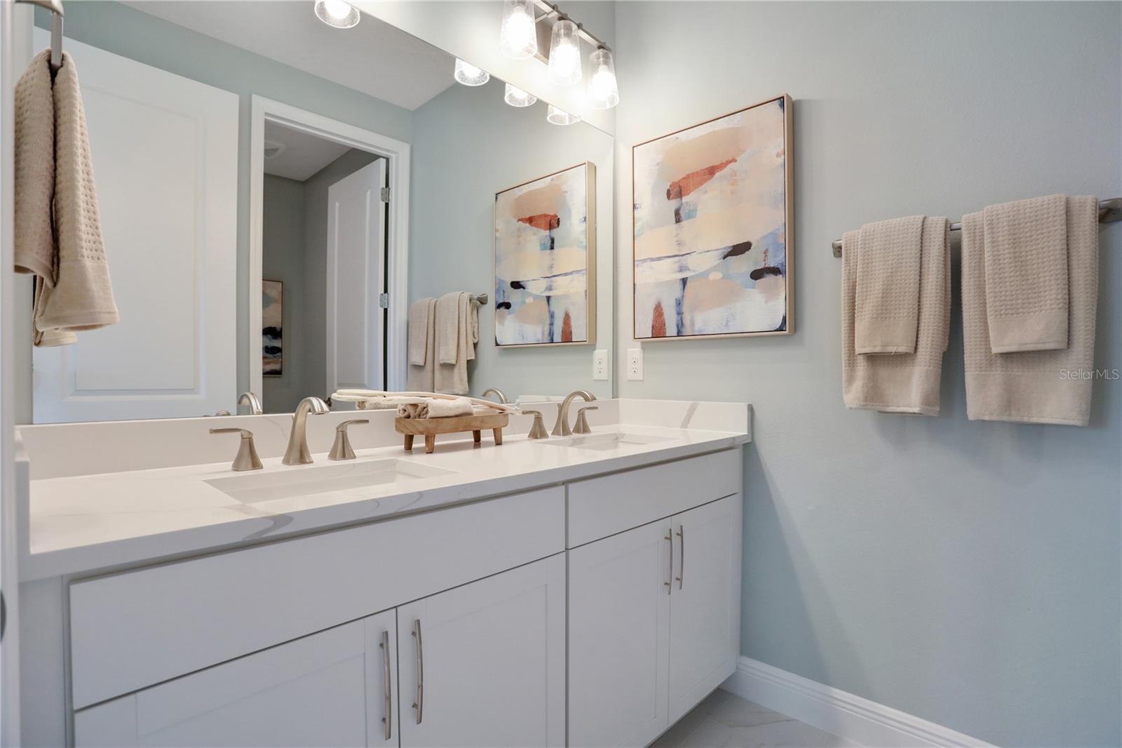 17417 VALLEYWOOD PKWY, LAND O LAKES, FL, 34638