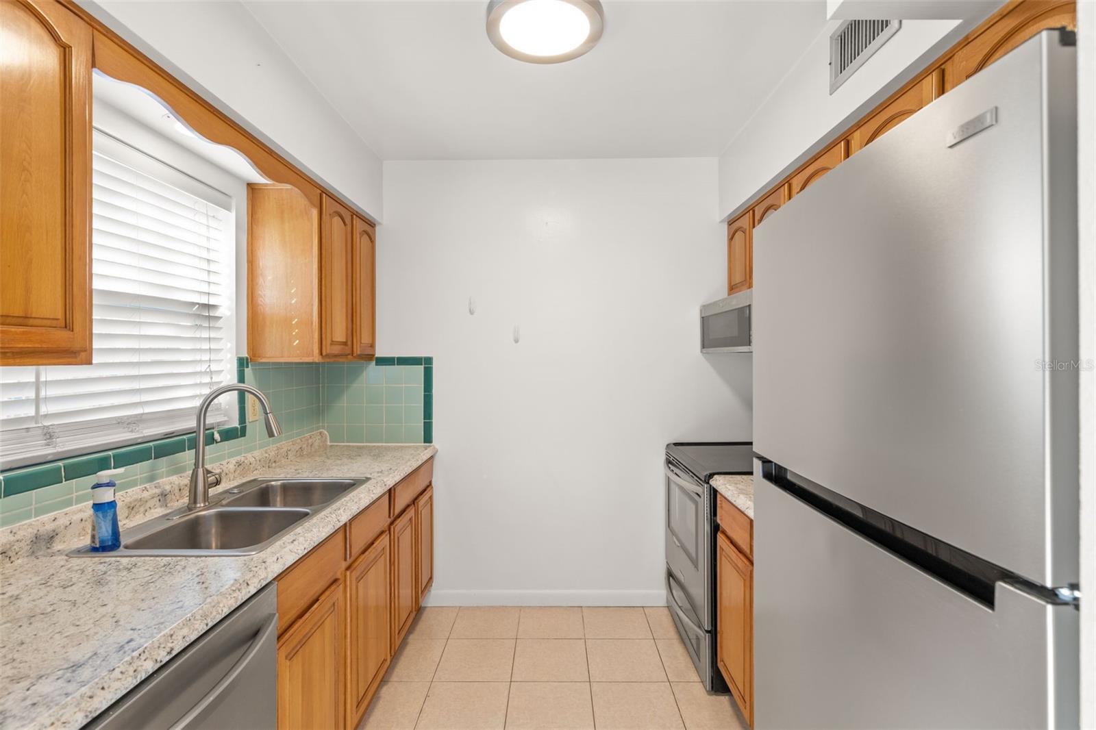 885 JAMES ST, DUNEDIN, FL, 34698