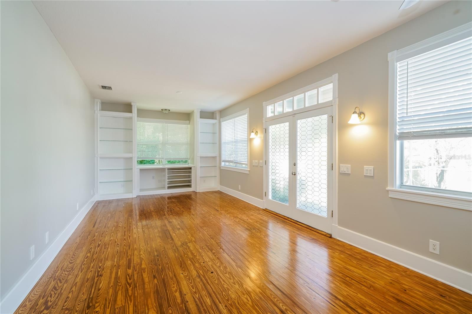 5007 SWALLOW DR, LAND O LAKES, FL, 34639