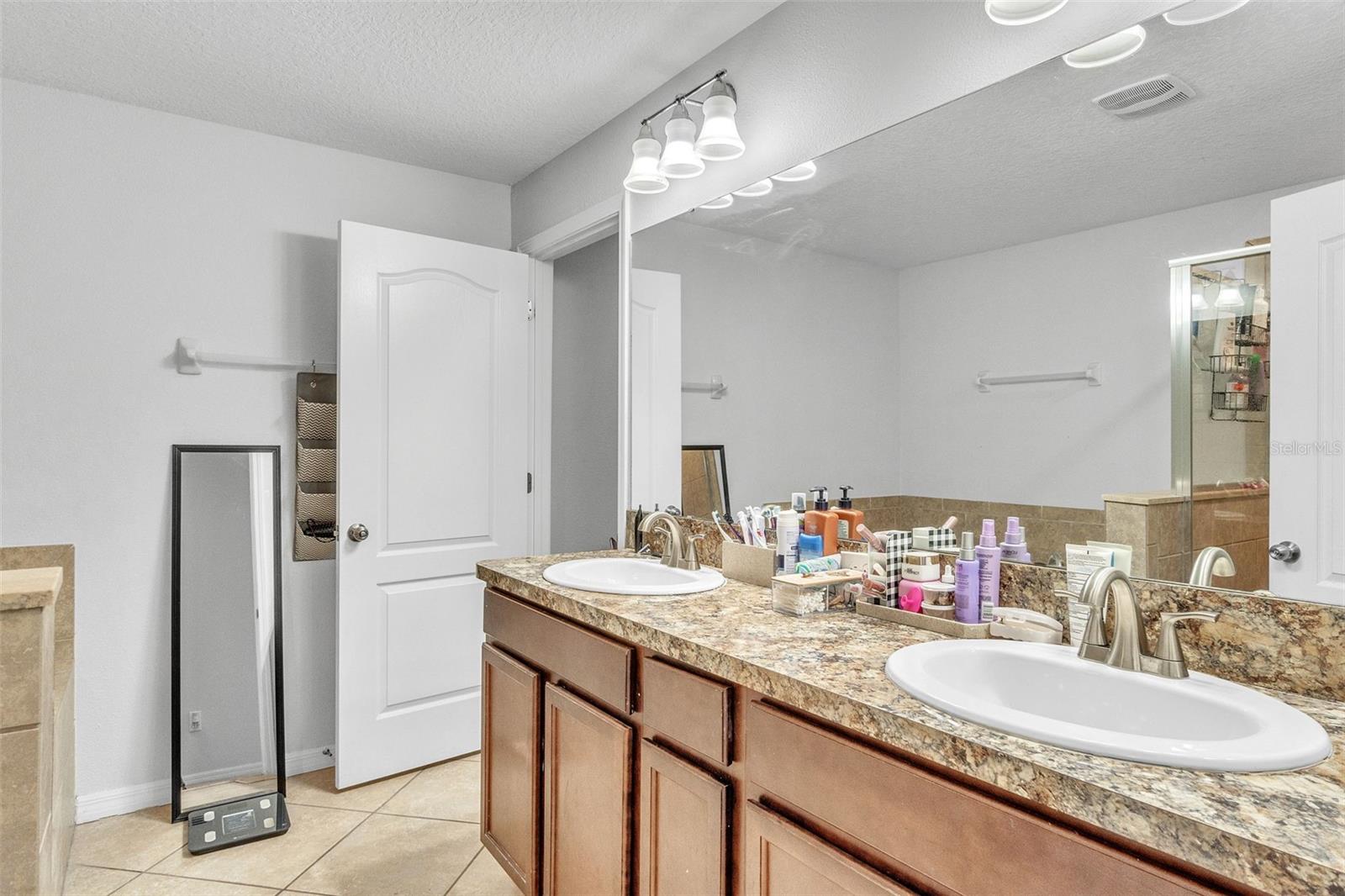 3256 RODRICK CIR, ORLANDO, FL, 32824