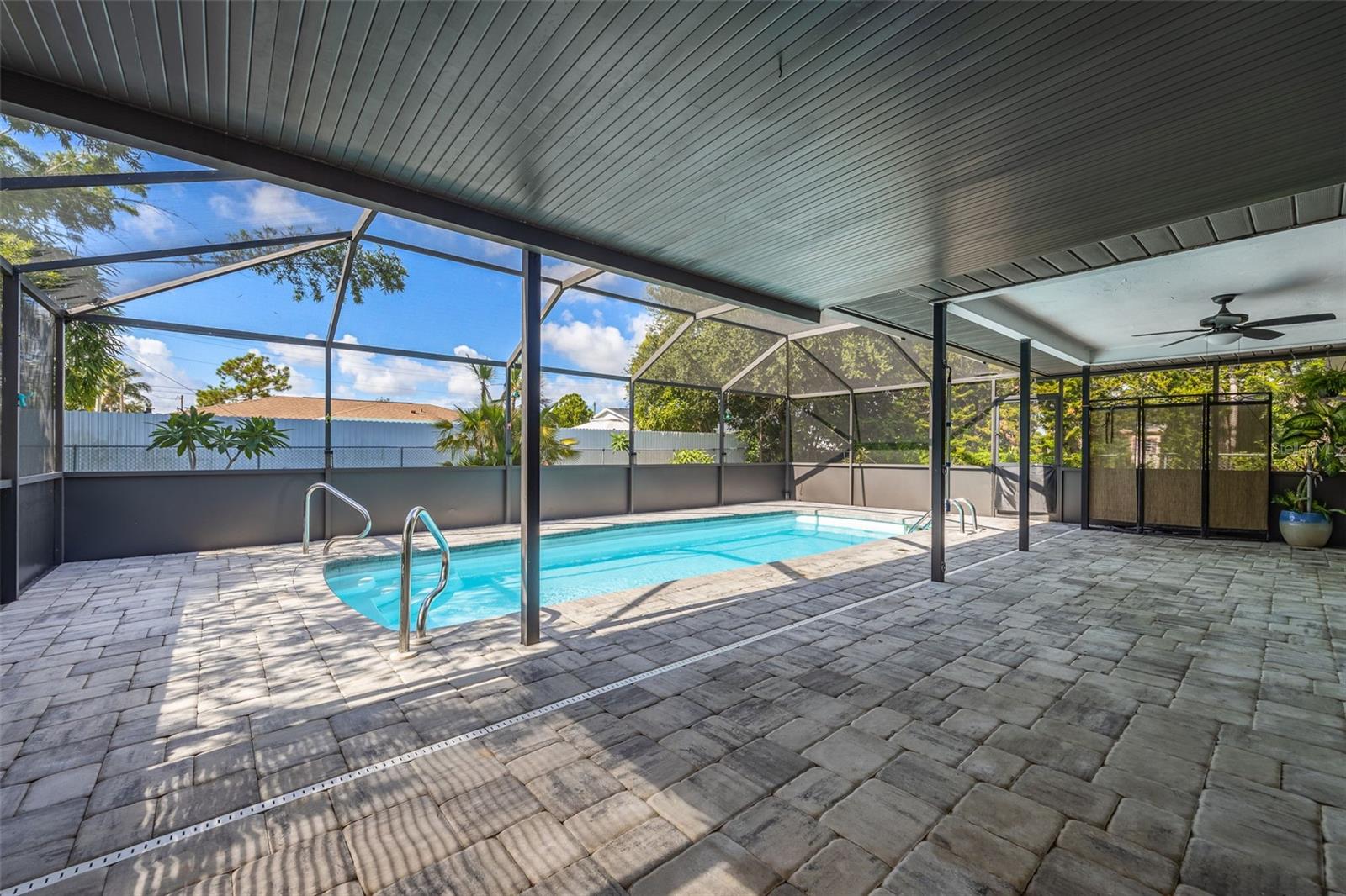 1432 SE 11TH ST, CAPE CORAL, FL, 33990