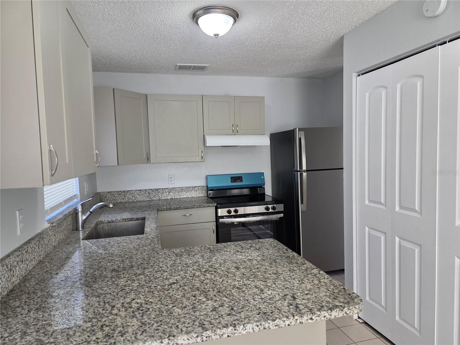 6035 OLEANDER DR, ORLANDO, FL, 32807