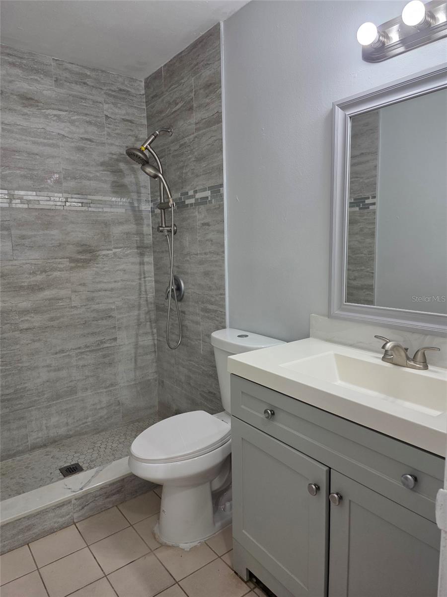 6035 OLEANDER DR, ORLANDO, FL, 32807