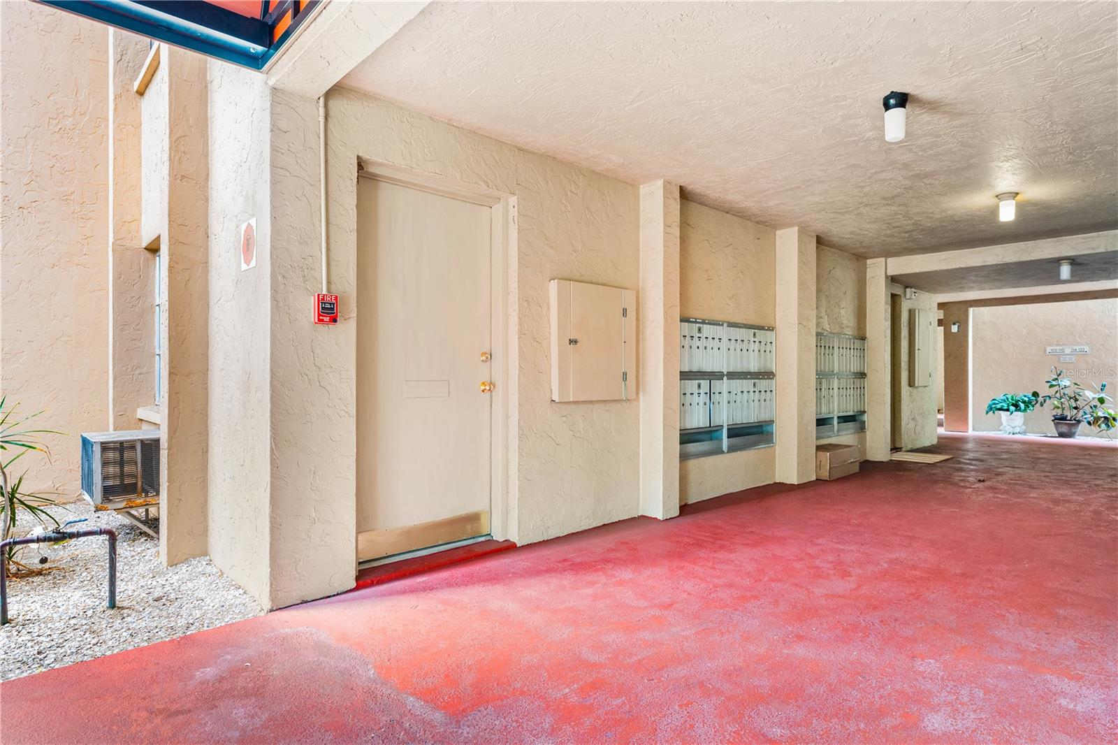 3700 S OSPREY AVE #112, SARASOTA, FL, 34239