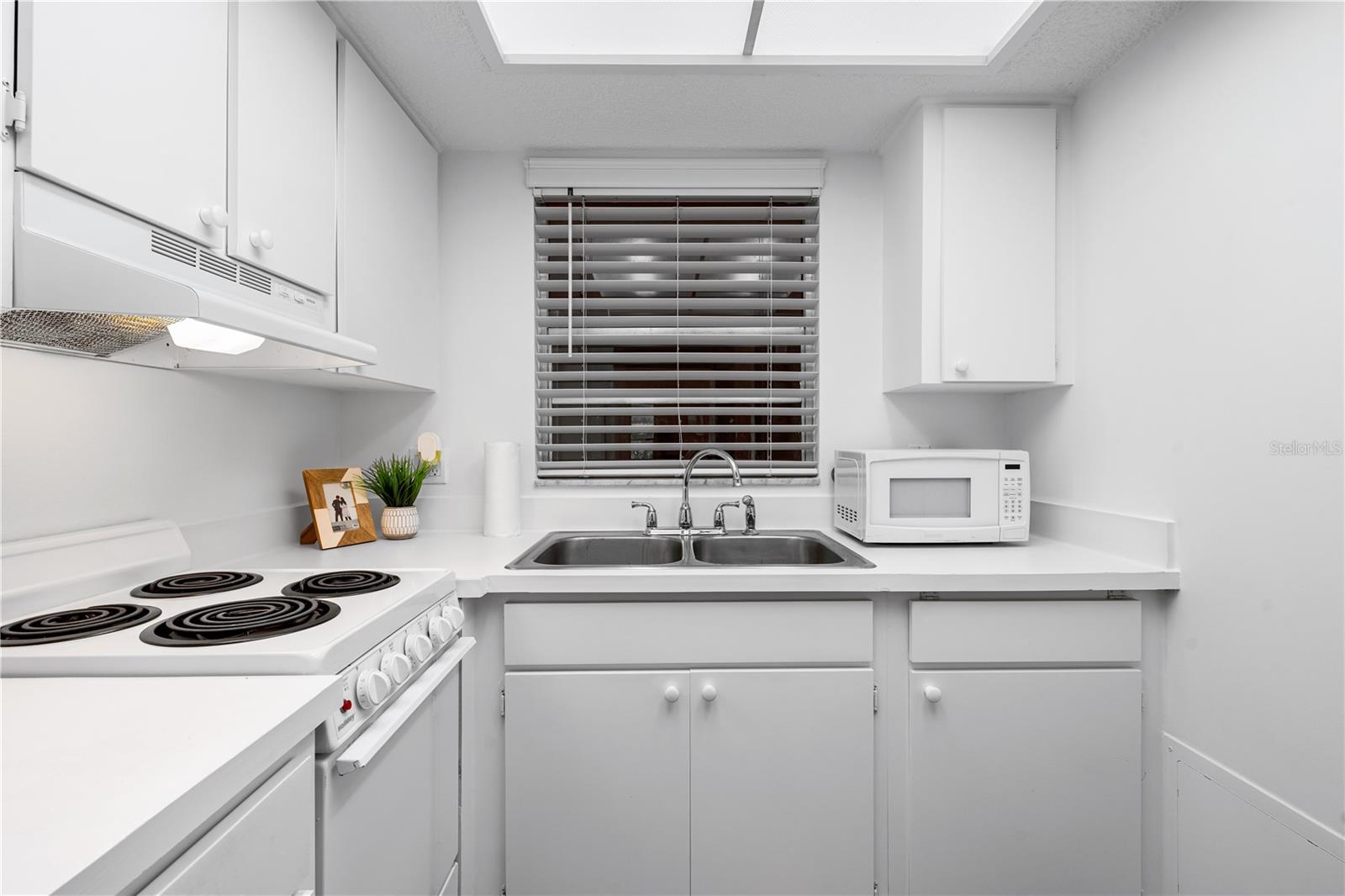 3700 S OSPREY AVE #112, SARASOTA, FL, 34239