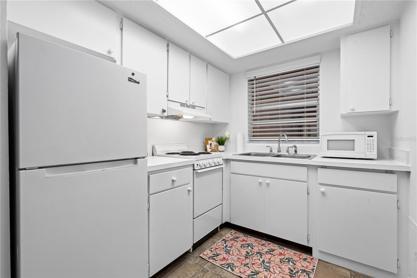 3700 S OSPREY AVE #112, SARASOTA, FL, 34239