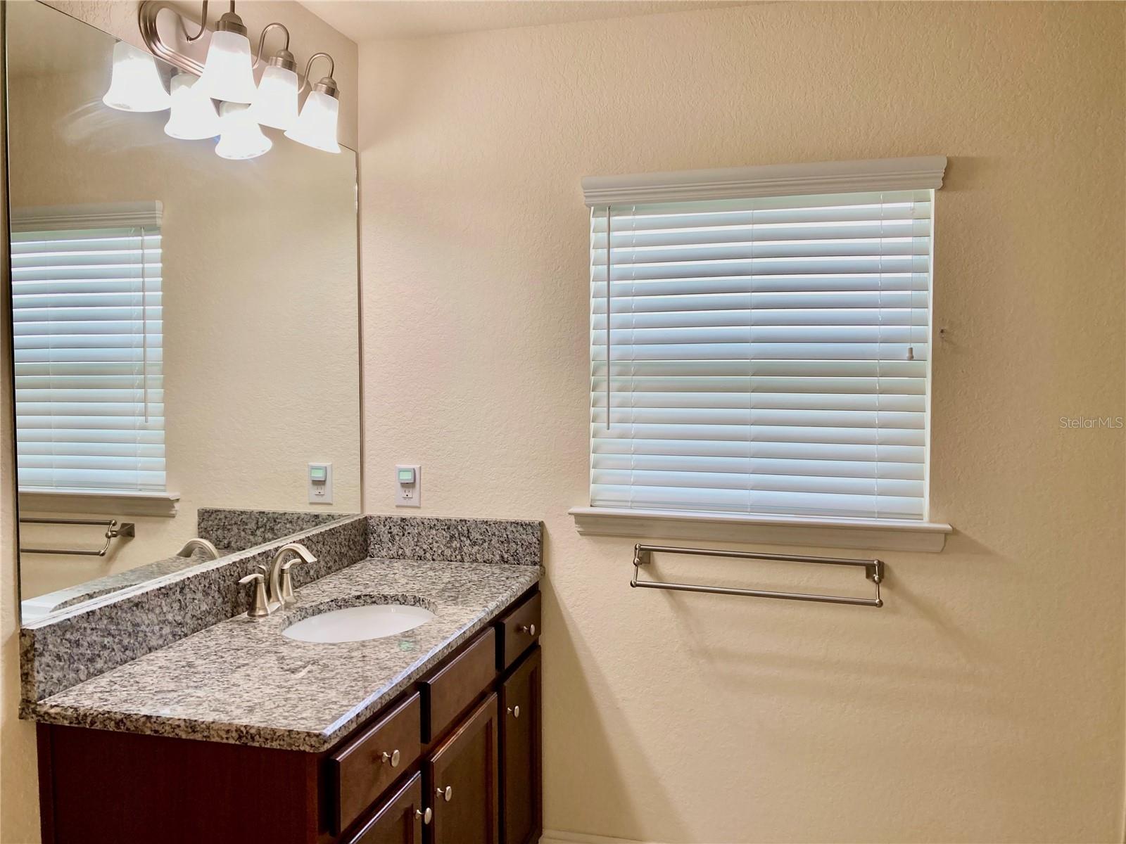 87 LONG MEADOW LN, ROTONDA WEST, FL, 33947