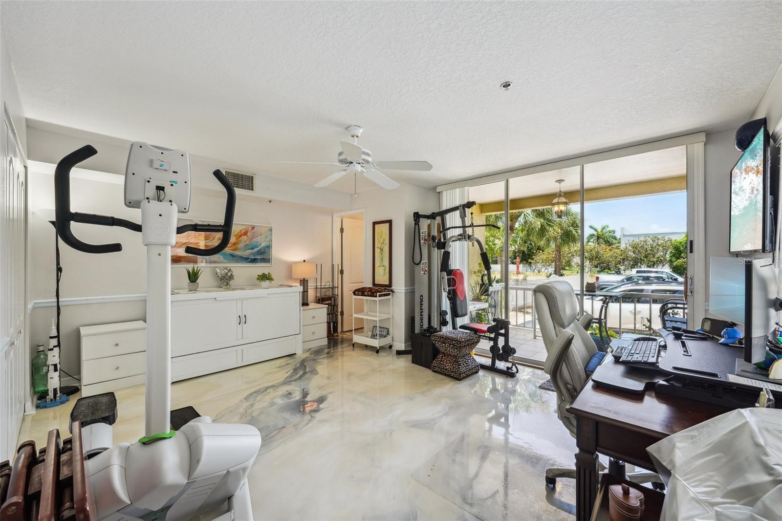 1061 PINELLAS BAYWAY S, ST PETERSBURG, FL, 33715