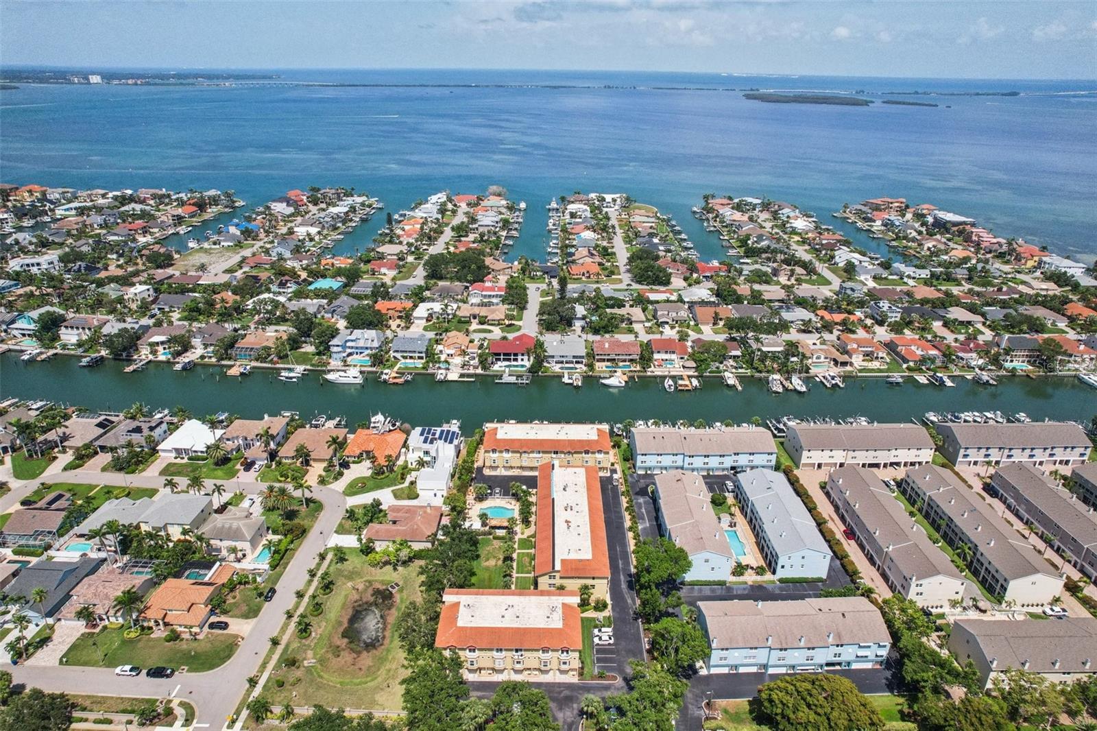 1061 PINELLAS BAYWAY S, ST PETERSBURG, FL, 33715