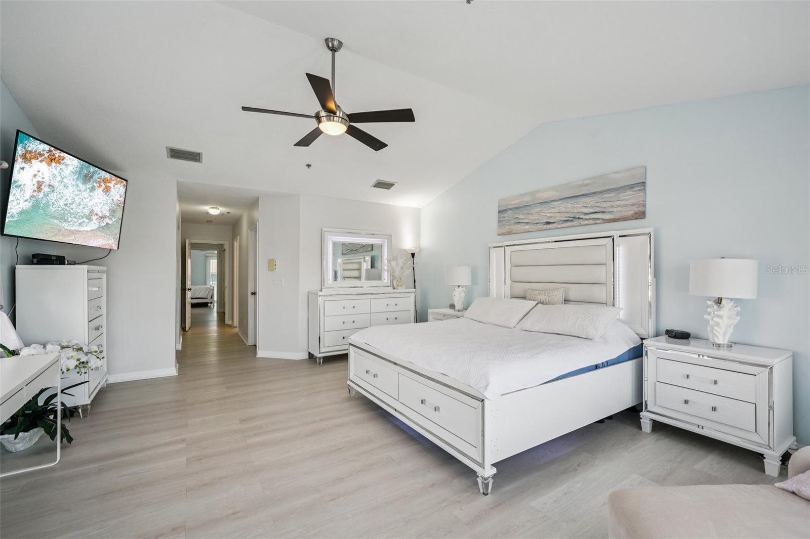 1061 PINELLAS BAYWAY S, ST PETERSBURG, FL, 33715