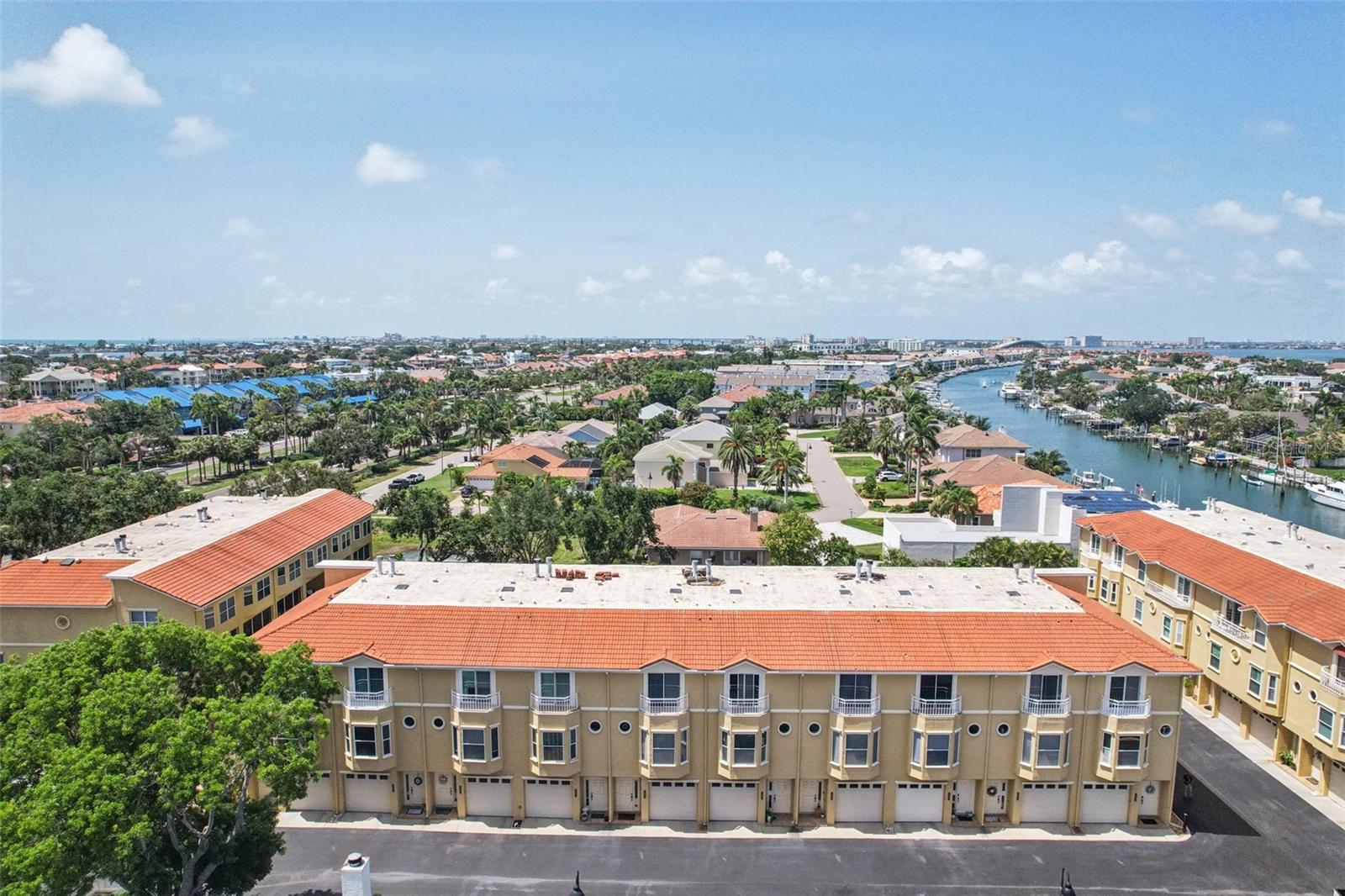 1061 PINELLAS BAYWAY S, ST PETERSBURG, FL, 33715