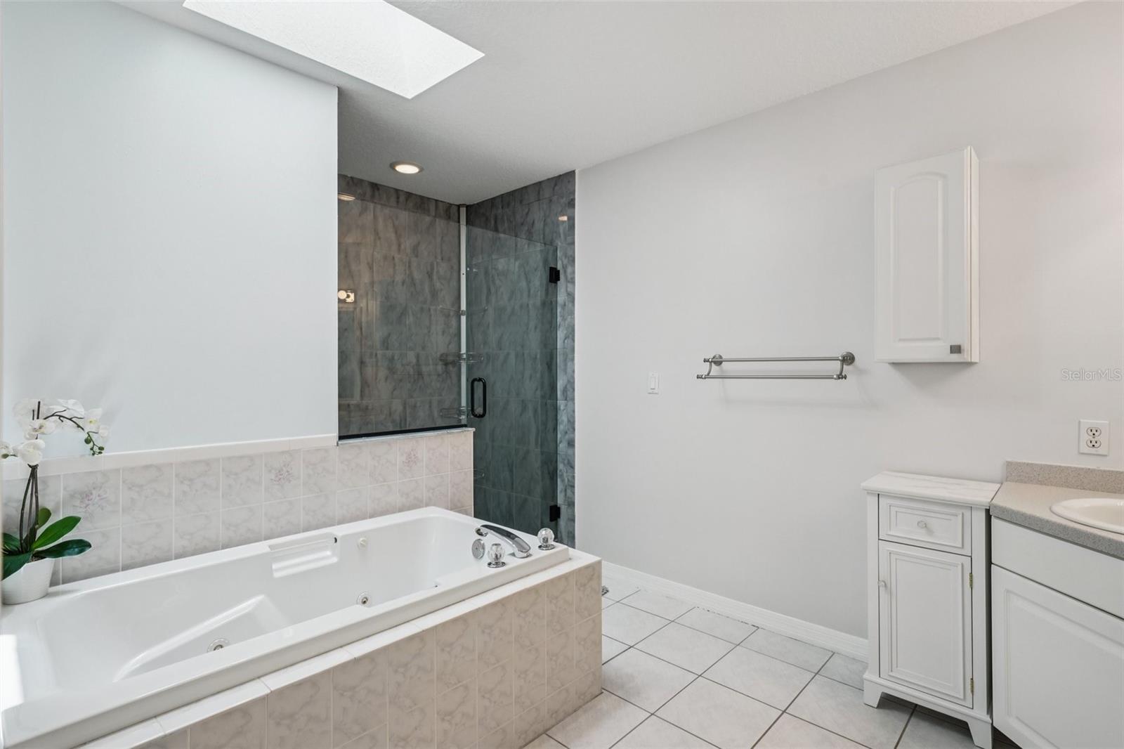 1061 PINELLAS BAYWAY S, ST PETERSBURG, FL, 33715