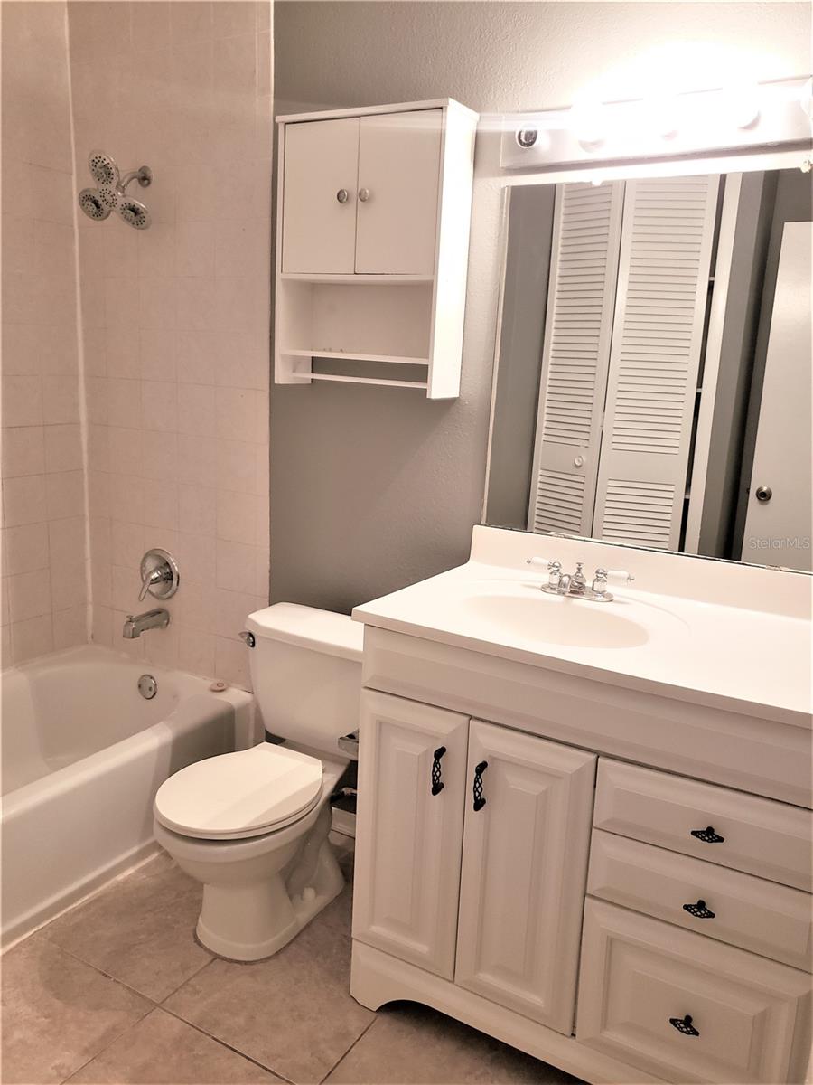 1836 N CRYSTAL LAKE DR #113, LAKELAND, FL, 33801