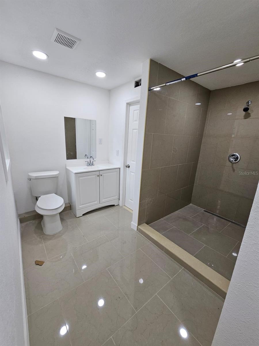 7614 BELL BLVD, ORLANDO, FL, 32810