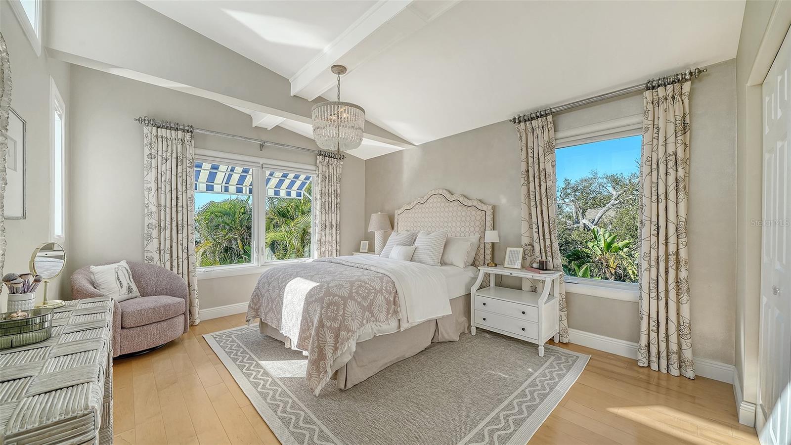 A4680773 Property Photo