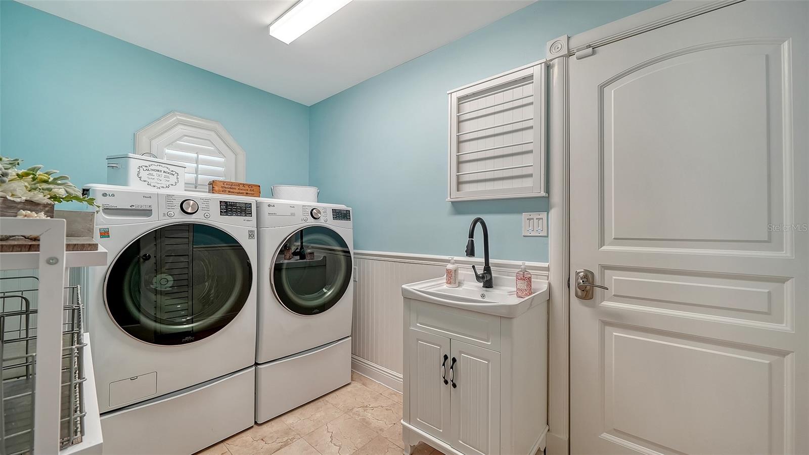 A4680773 Property Photo