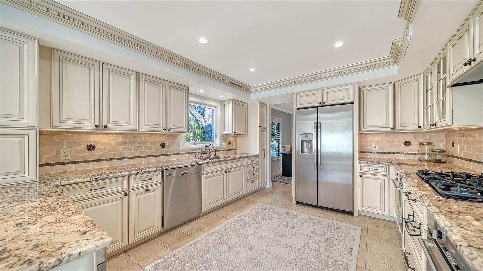 A4680773 Property Photo