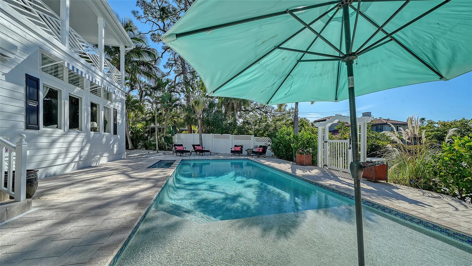 A4680773 Property Photo