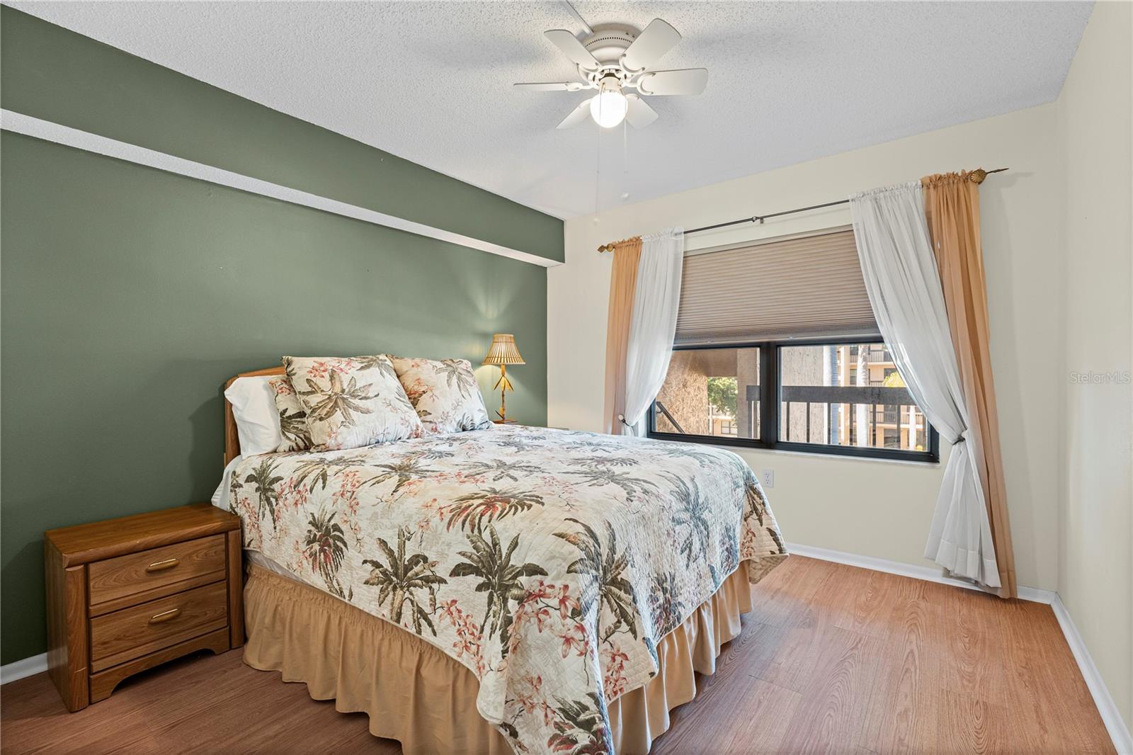 435 30TH AVE W #D314, BRADENTON, FL, 34205