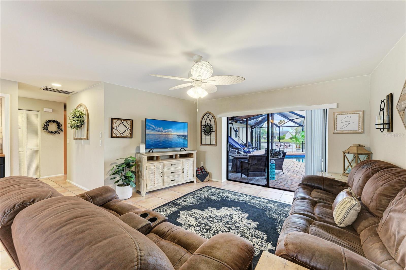 3871 EASTON ST, SARASOTA, FL, 34238