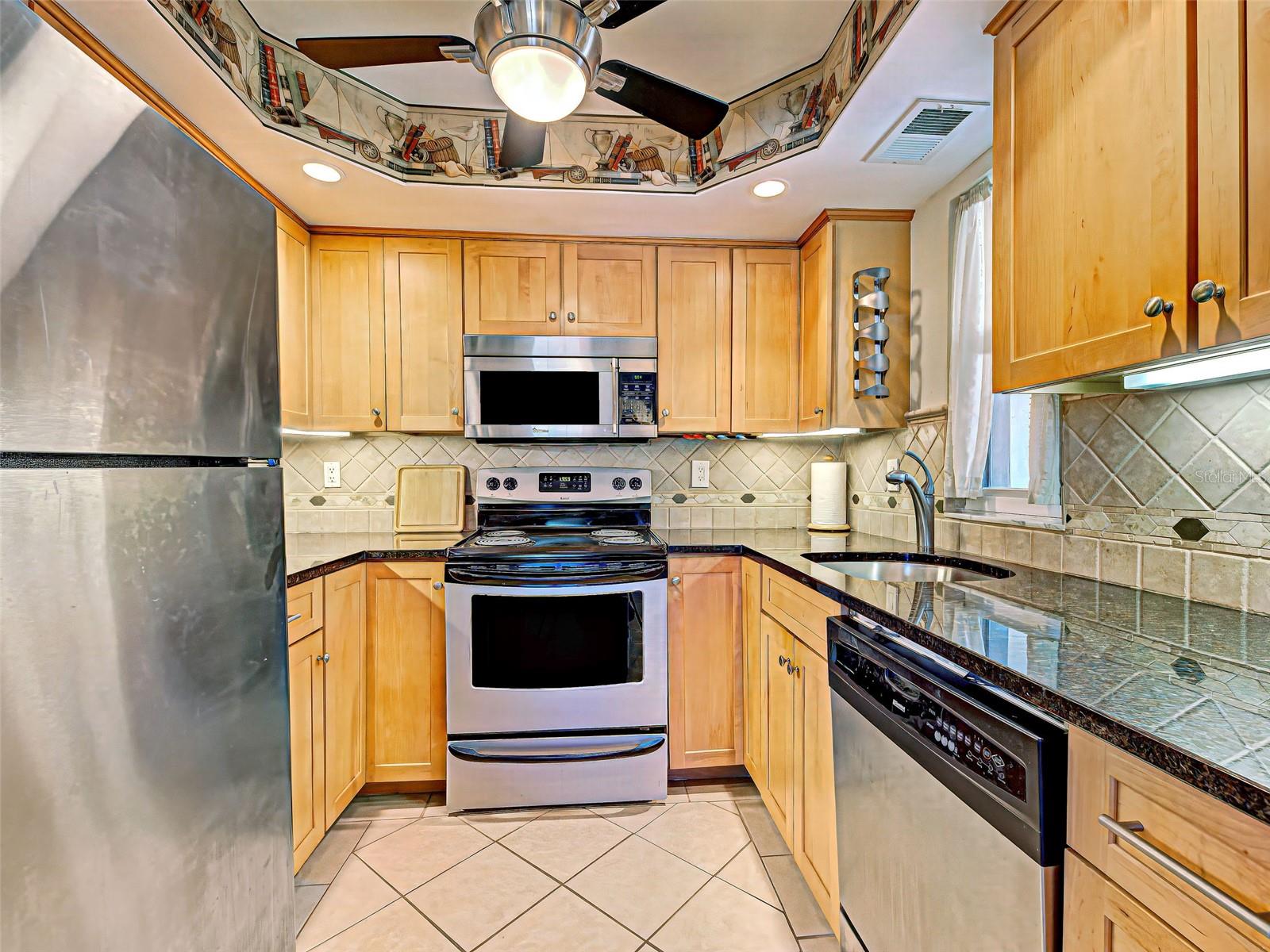 19505 QUESADA AVE #EE202, PORT CHARLOTTE, FL, 33948