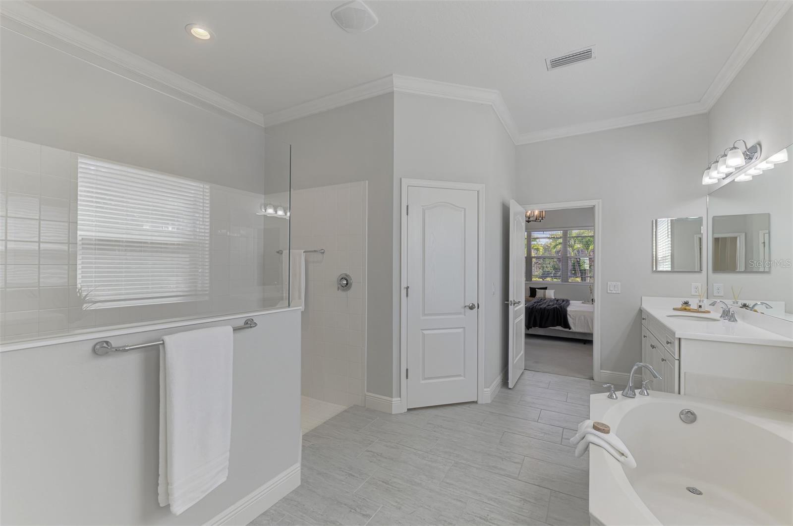 12301 AUBURNDALE CT, VENICE, FL, 34293