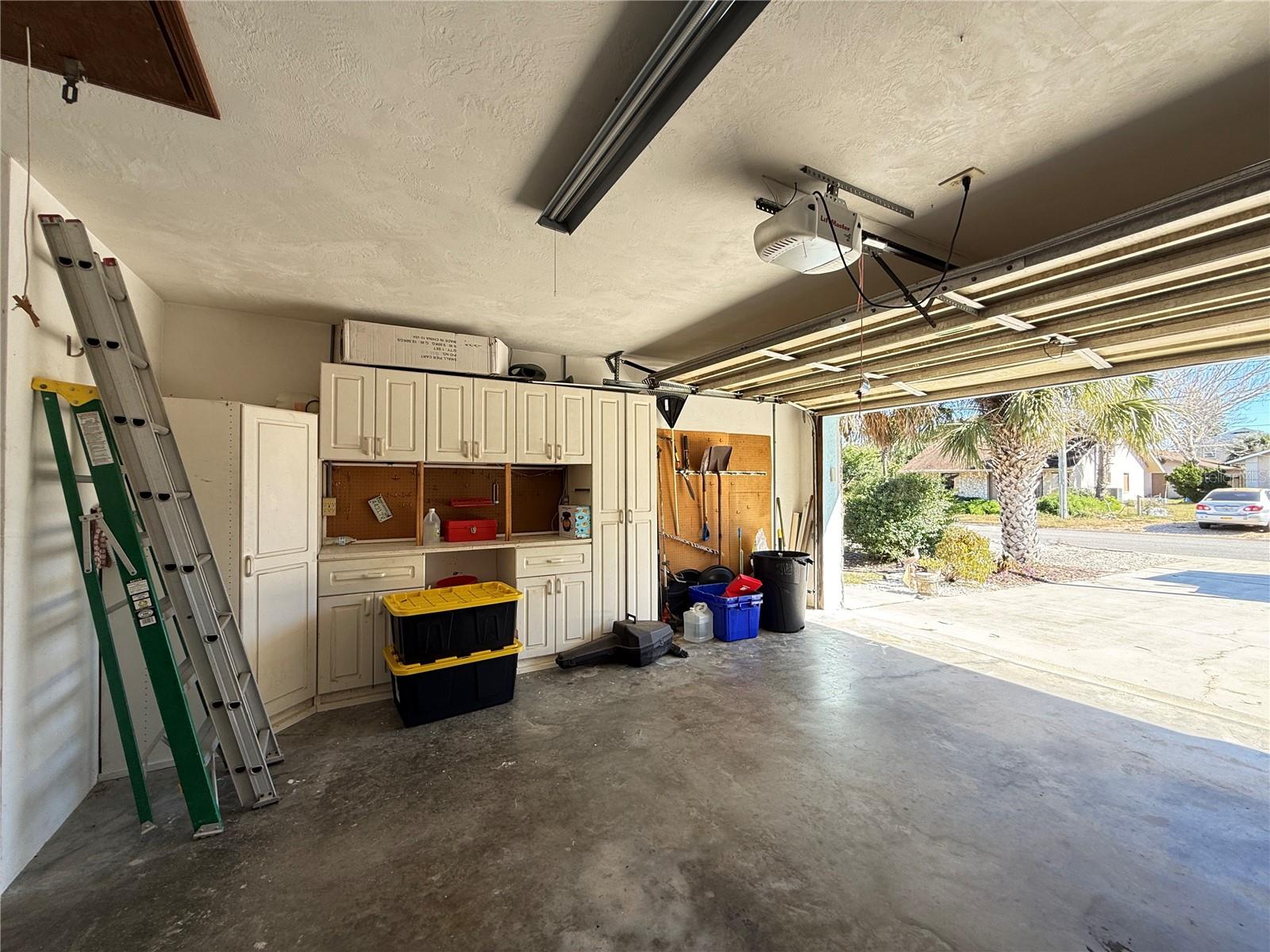 828 E 23RD AVE, NEW SMYRNA BEACH, FL, 32169