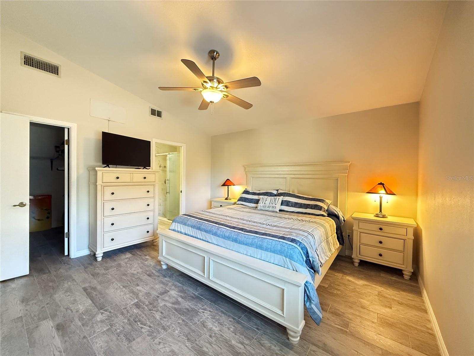 828 E 23RD AVE, NEW SMYRNA BEACH, FL, 32169