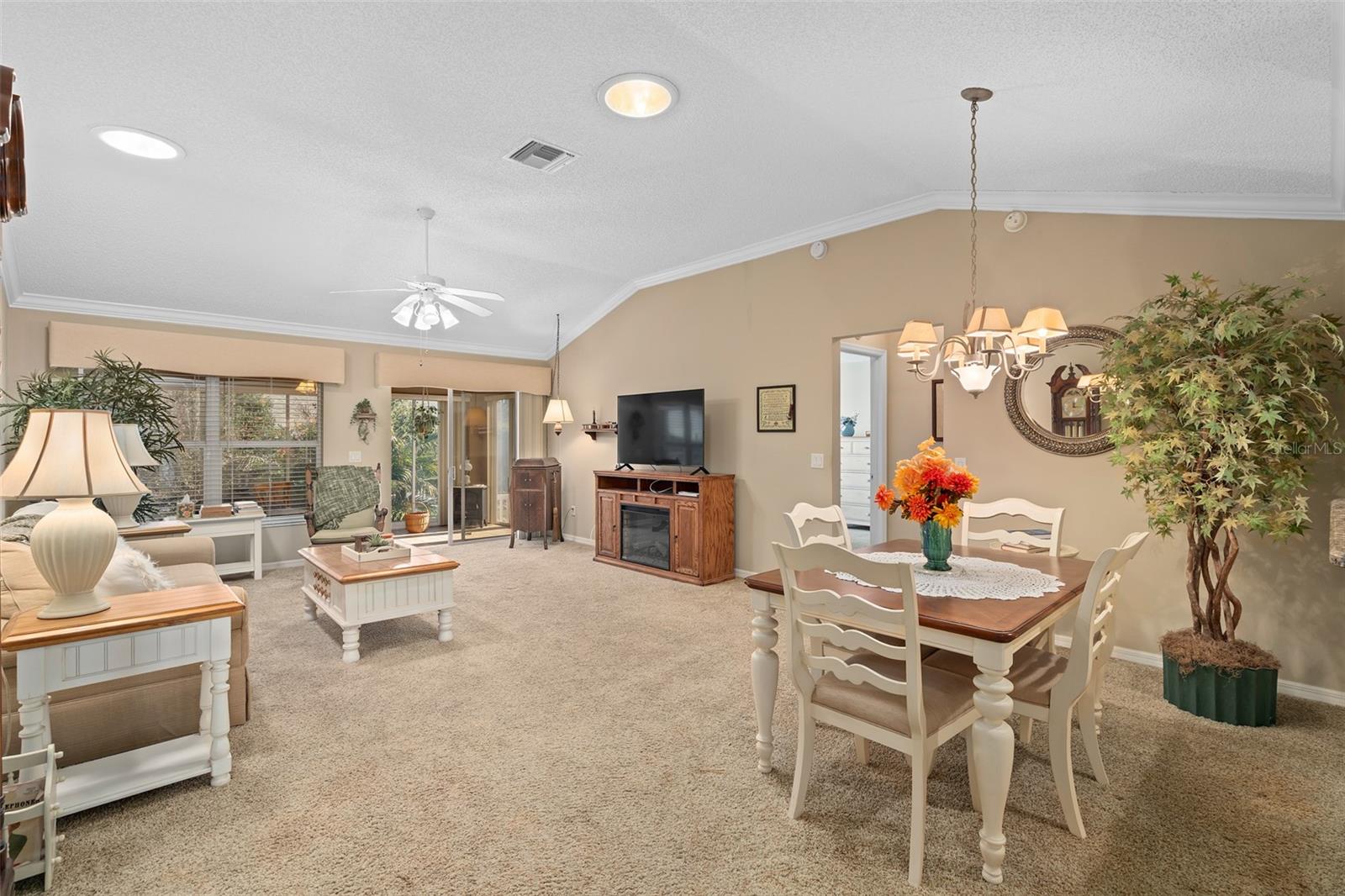 8352 SE 176TH LAWSON LOOP, THE VILLAGES, FL, 32162