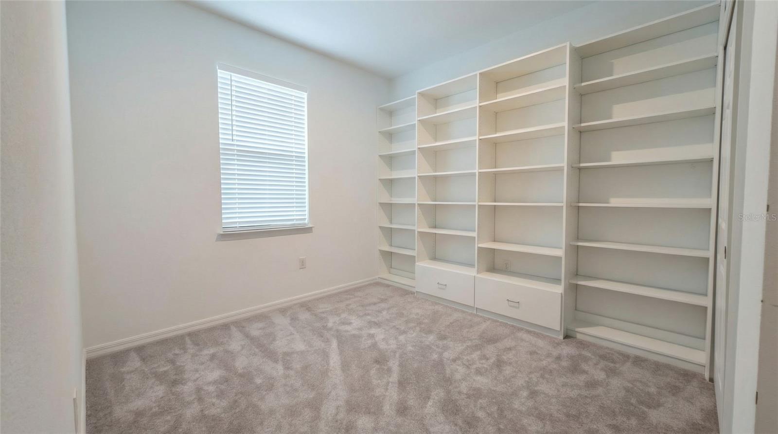 693 CROWN ROSE DR, EAGLE LAKE, FL, 33839