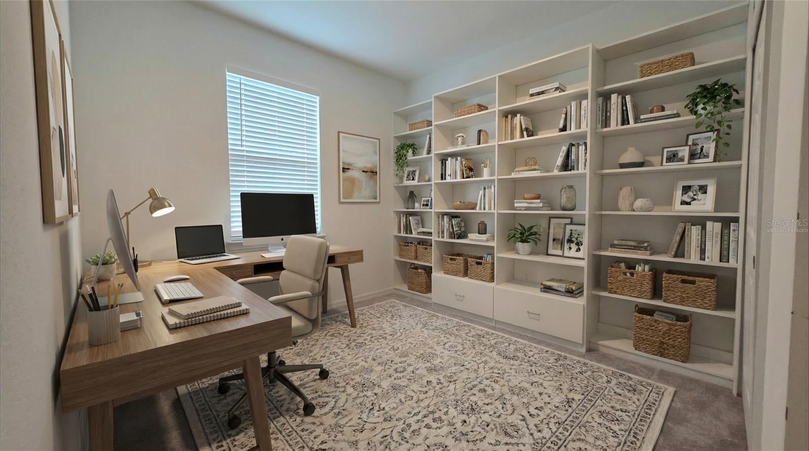 693 CROWN ROSE DR, EAGLE LAKE, FL, 33839