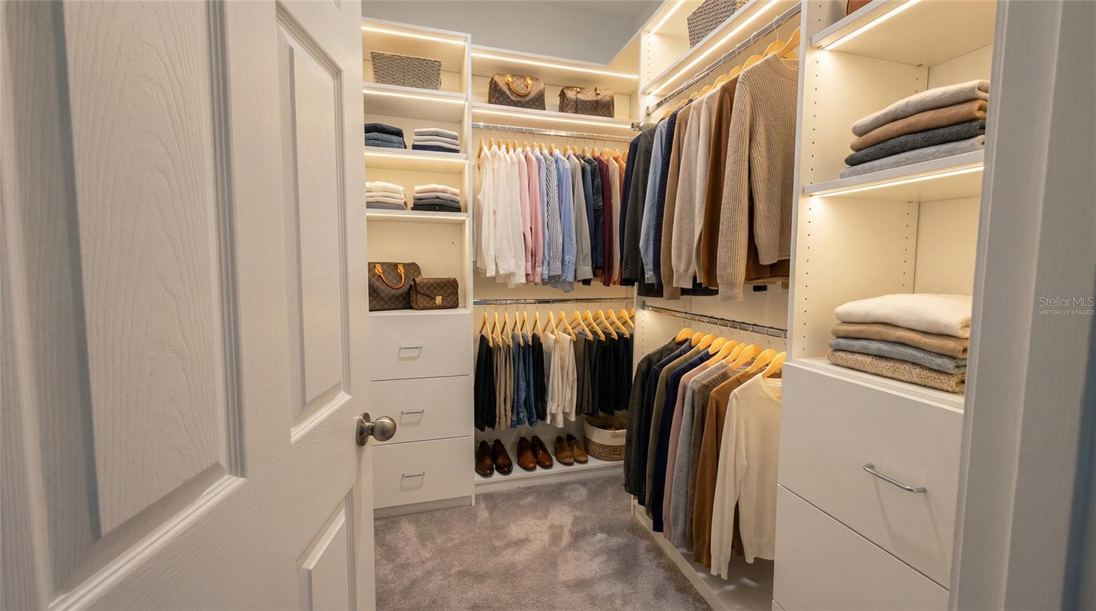 693 CROWN ROSE DR, EAGLE LAKE, FL, 33839