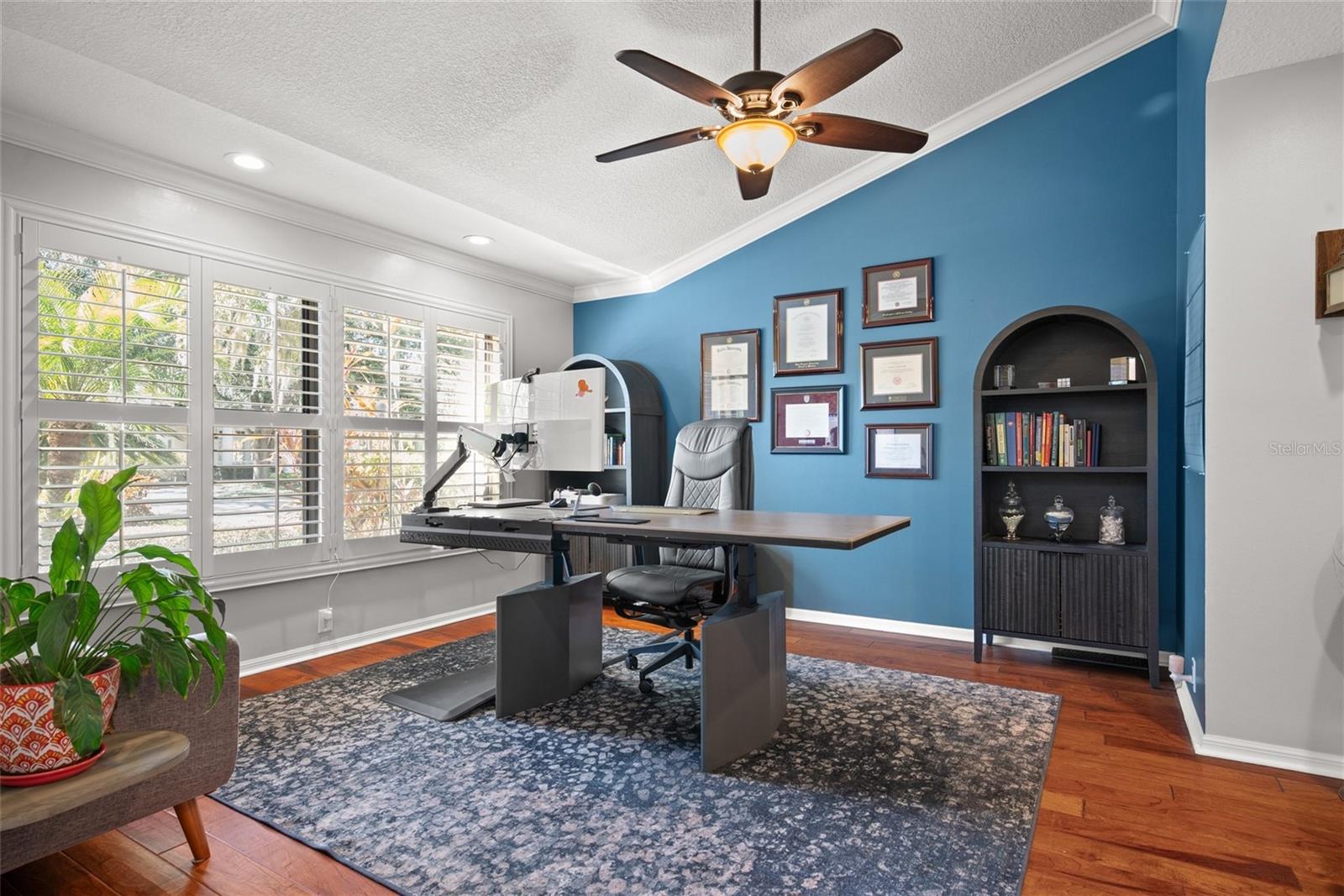 6329 W MACLAURIN DR, TAMPA, FL, 33647