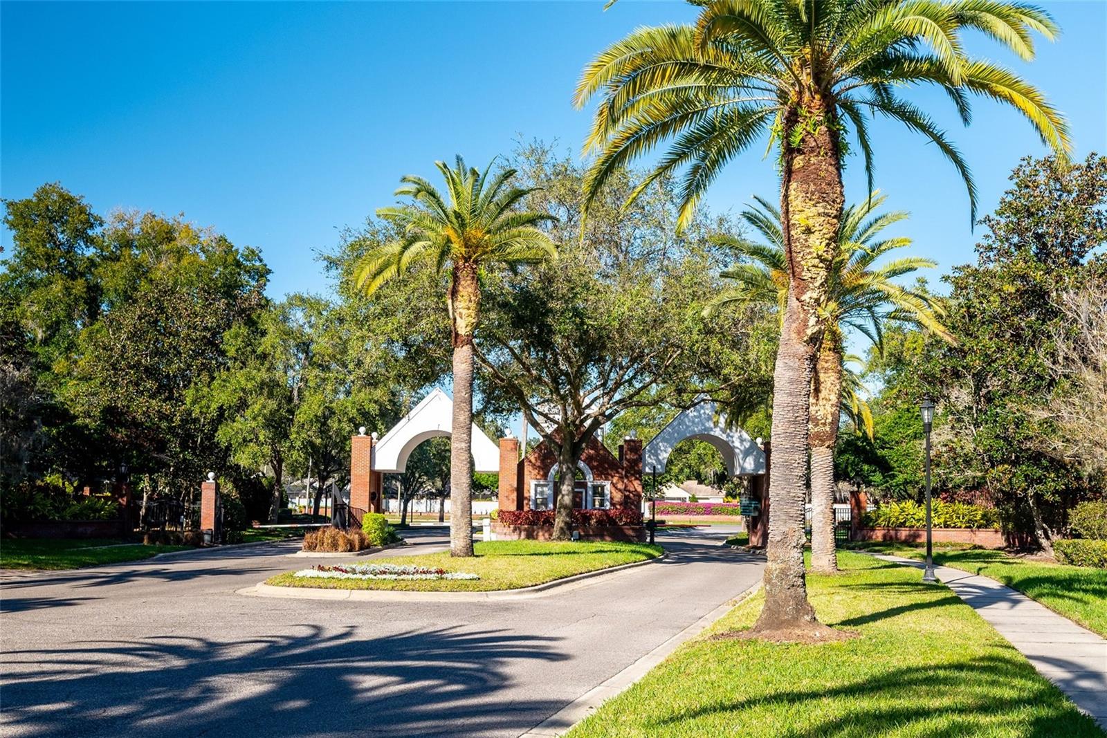 6329 W MACLAURIN DR, TAMPA, FL, 33647