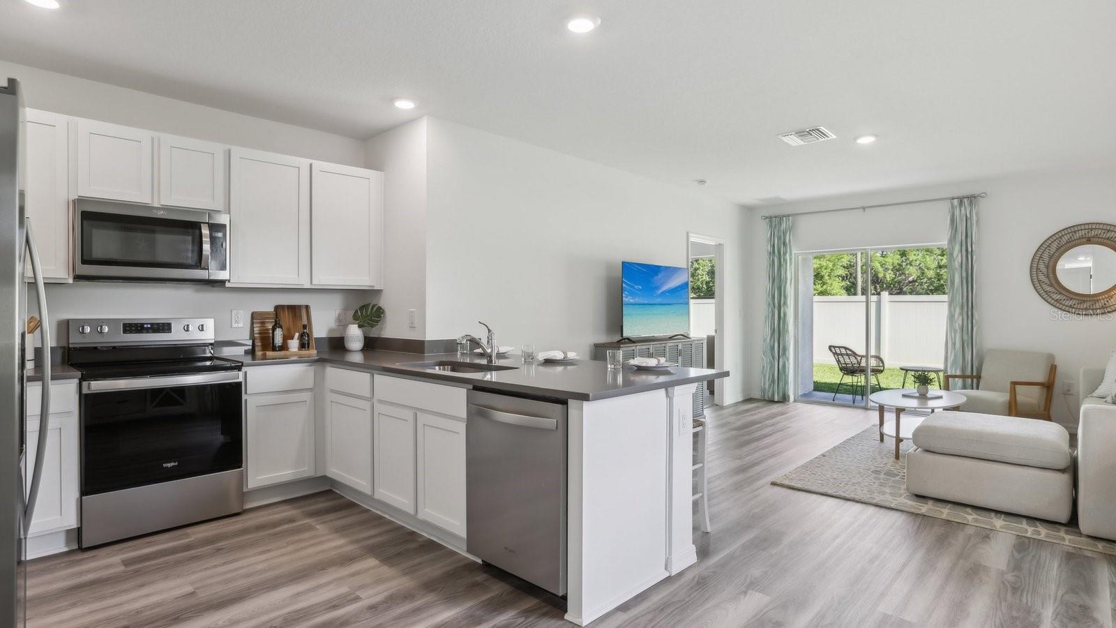 438 WARM HERON PL, RUSKIN, FL, 33570