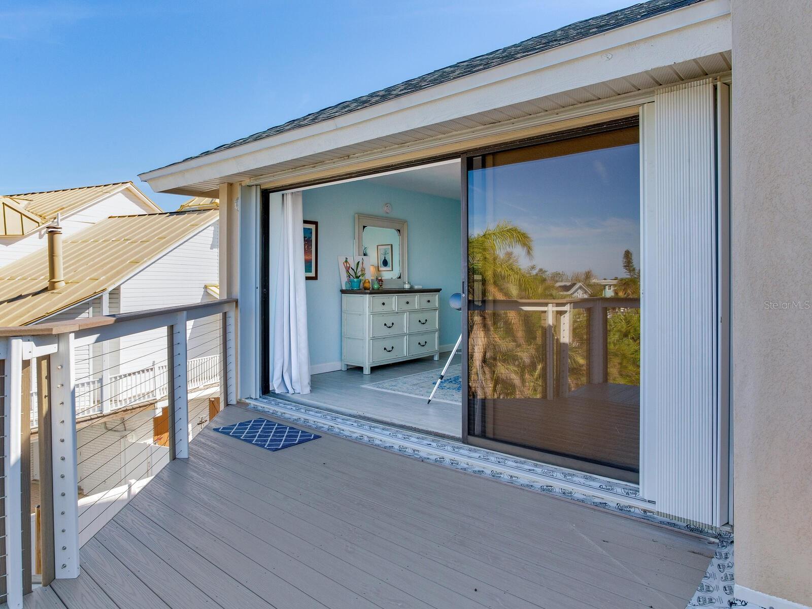 410 140TH AVE E, MADEIRA BEACH, FL, 33708