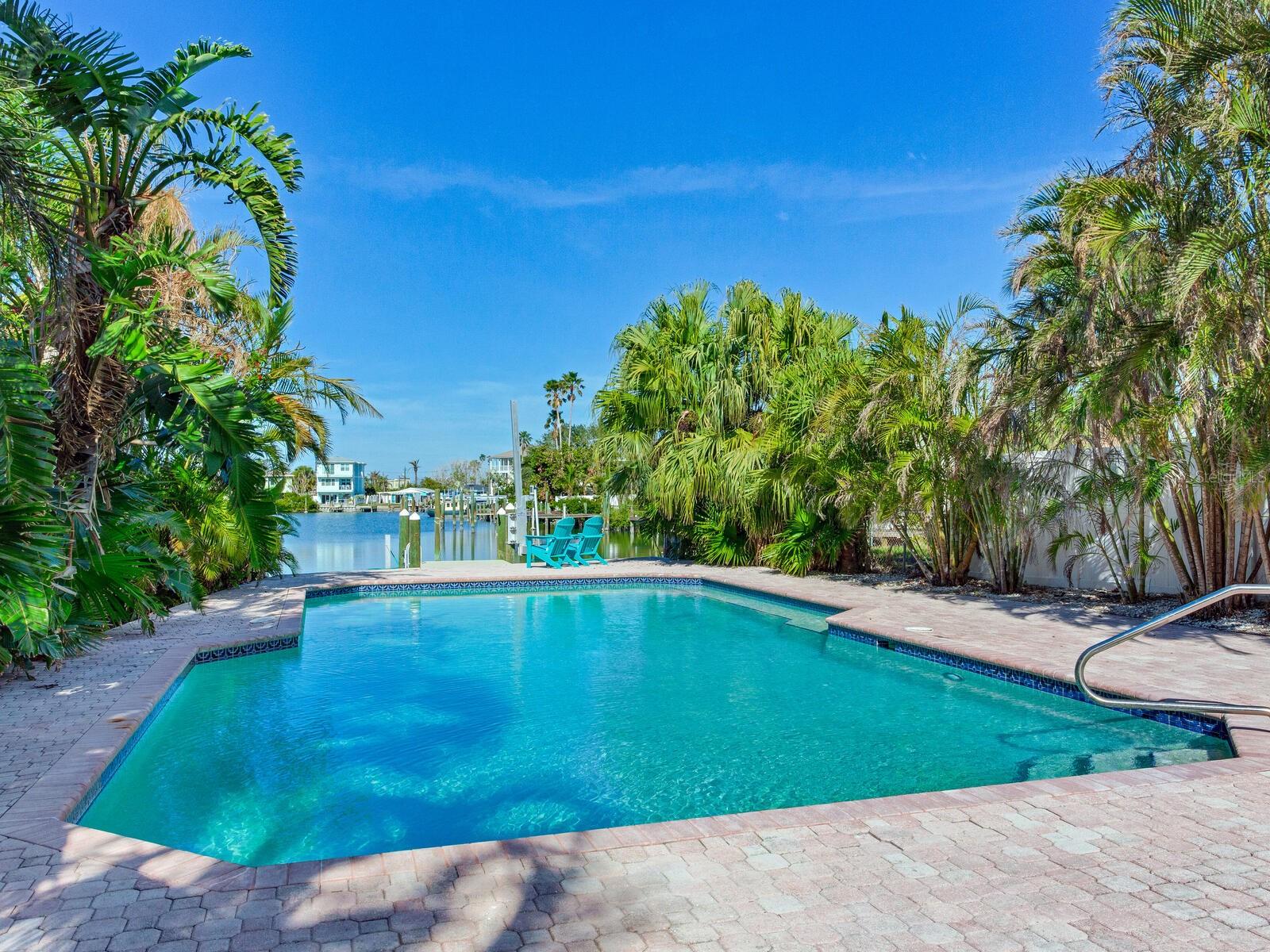 410 140TH AVE E, MADEIRA BEACH, FL, 33708