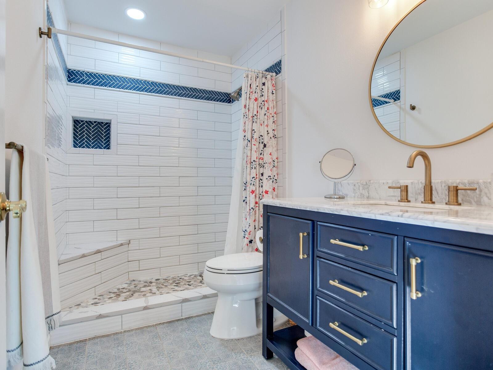 410 140TH AVE E, MADEIRA BEACH, FL, 33708