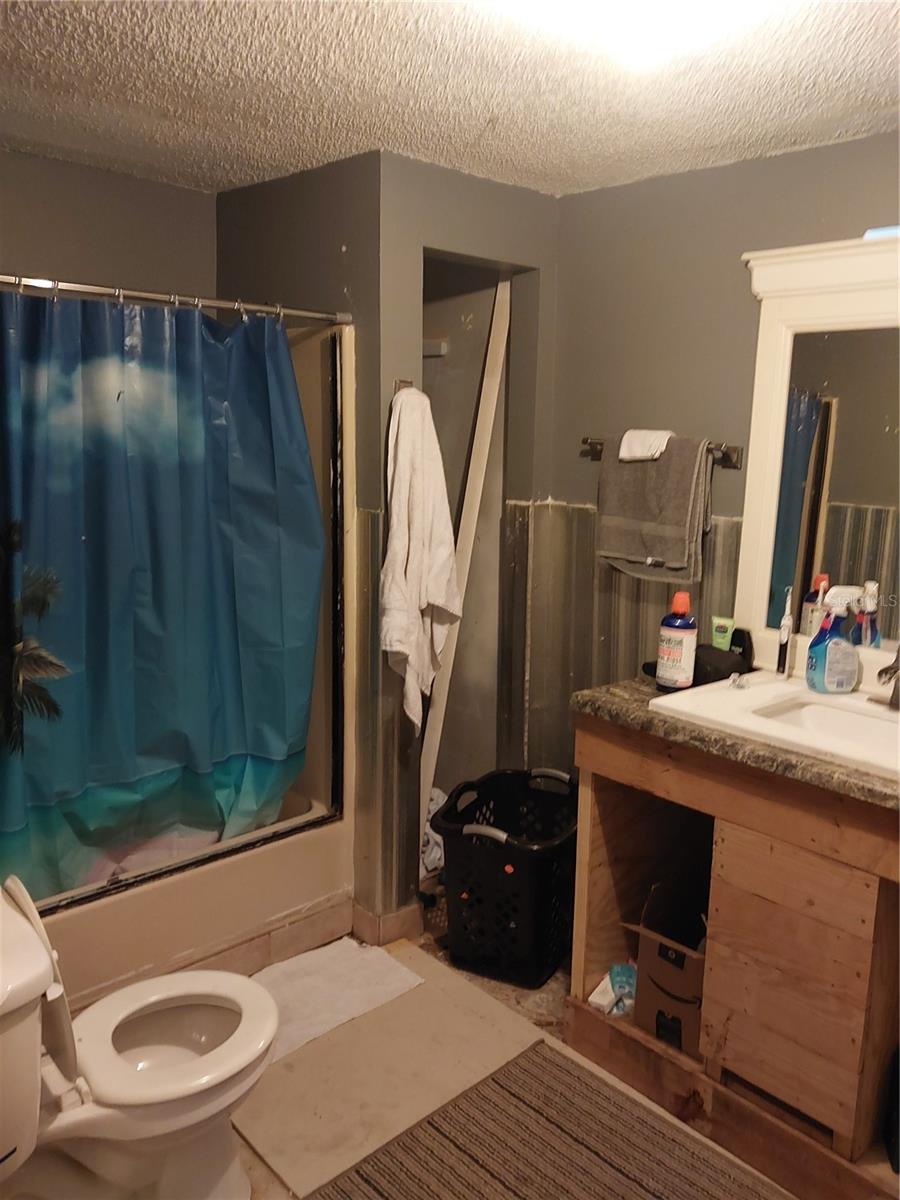 1823 WELCOME RD, LITHIA, FL, 33547