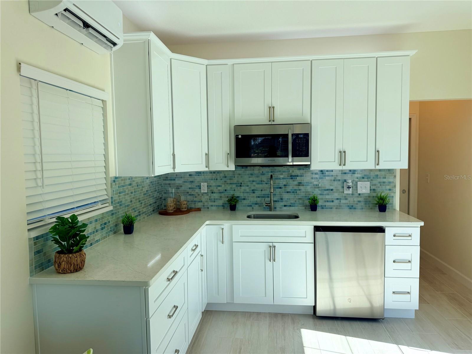 9469 SE 49TH TER, WEBSTER, FL, 33597