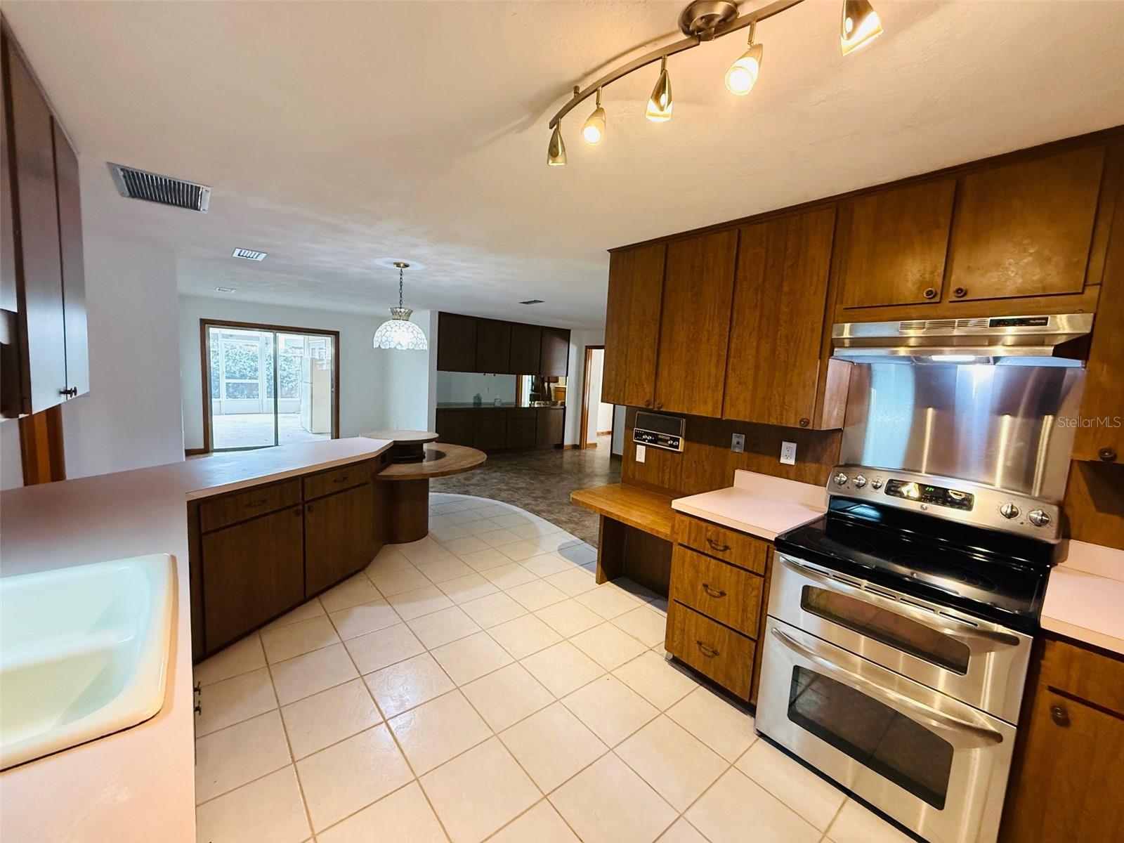 1009 NW 36 RD, GAINESVILLE, FL, 32609