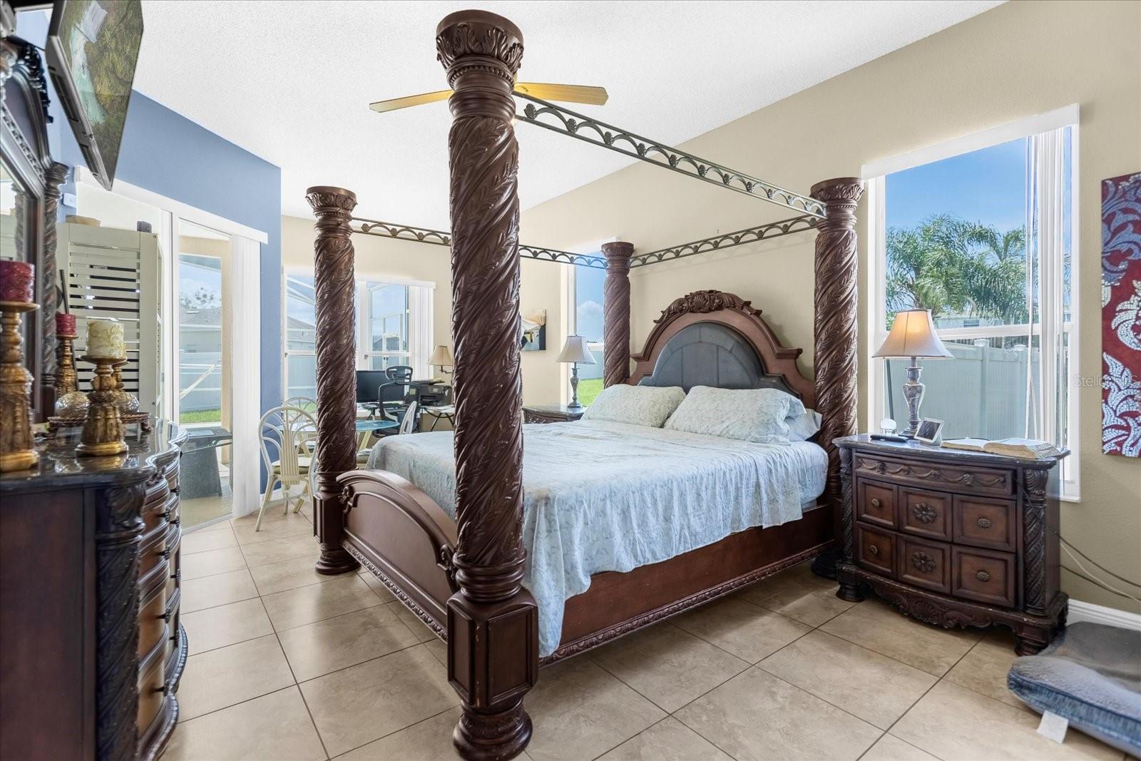 100 HOLLYBROOK CT, DAVENPORT, FL, 33897